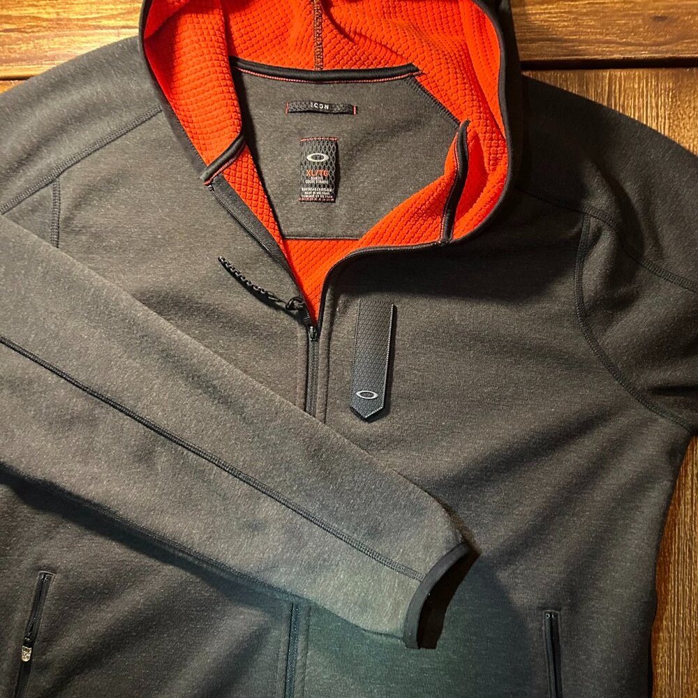 Oakley Thermogear Hoodie Jacket XL – Gray/Orange Waffle Lining, Zip Pockets, Pe